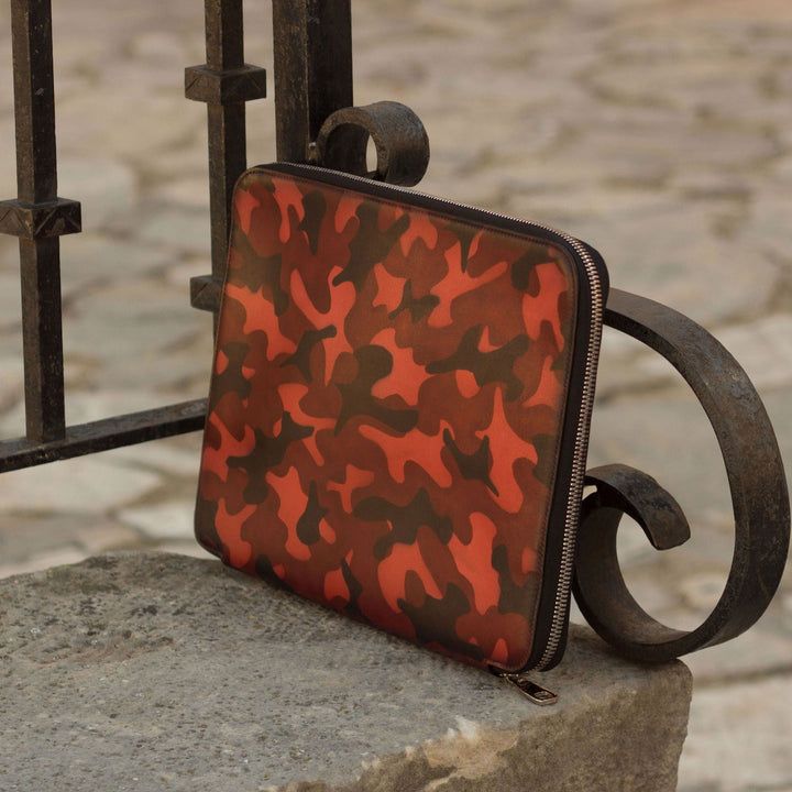 Custom Document Holder Patina Red 3148 - MERRIMIUM