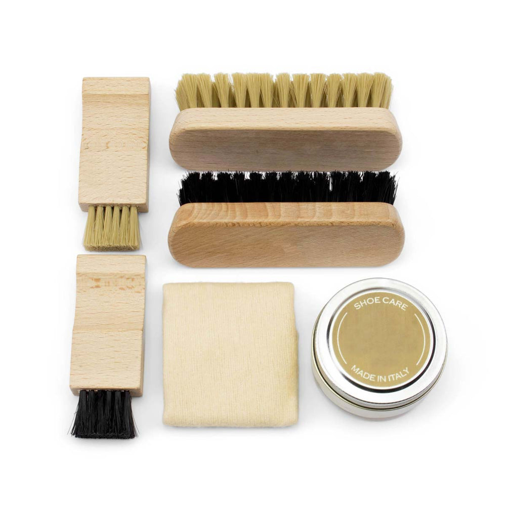 MERRIMIUM Leather care and polish kit 2